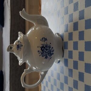 Vintage-Arthur Wood & Son ceramic teapot